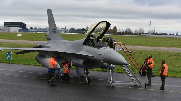 Lockheed Martin Se Asociará Con Empresas Europeas En Centro De Entrenamiento Del F-16 En Rumanía
