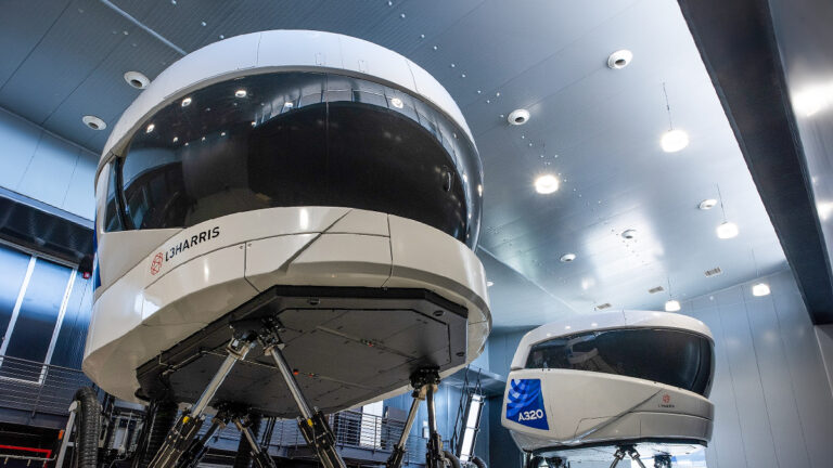 Airbus Inaugura el Segundo Simulador de A320 en Chile